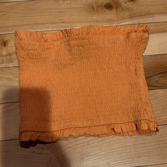 LULU’S SUNNY MOMENTS ORANGE RUFFLED SMOCKED STRAPLESS CROP TOP - Picture 4 of 6